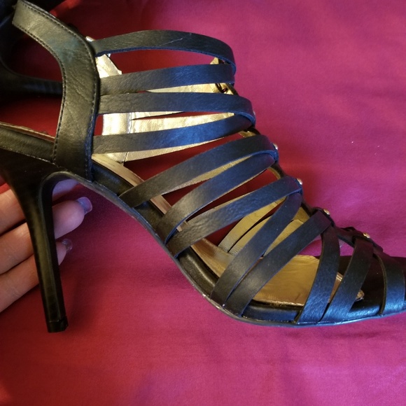 Rampage Studded Sandals - Picture 5 of 7